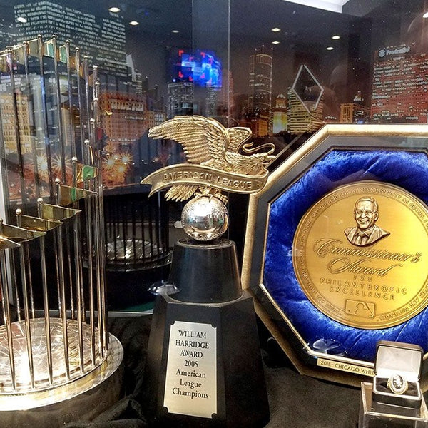 St. Louis Cardinals Replica World Series Rings and Trophy